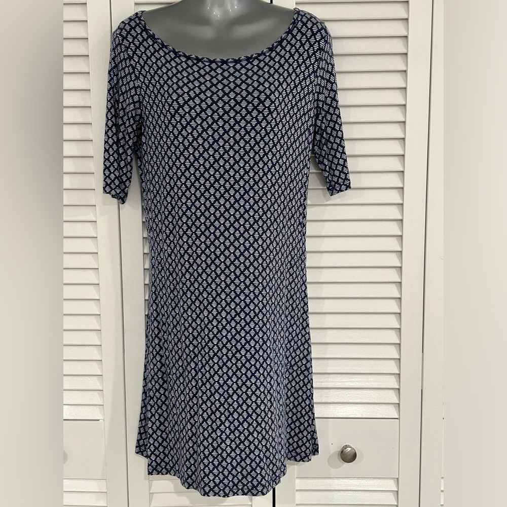 Yala Blue and white patterned dress with pockets size small